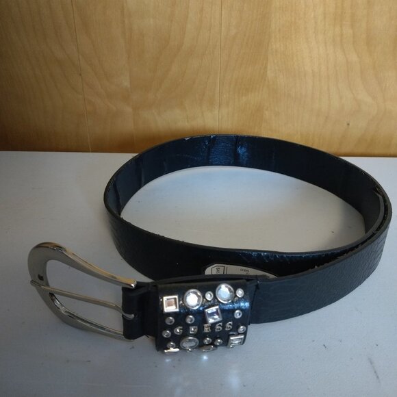 GUESS WOMEN'S MEDIUM BLACK BEADED JEWELED BELT 1.5 INCHES WIDE - Picture 1 of 8